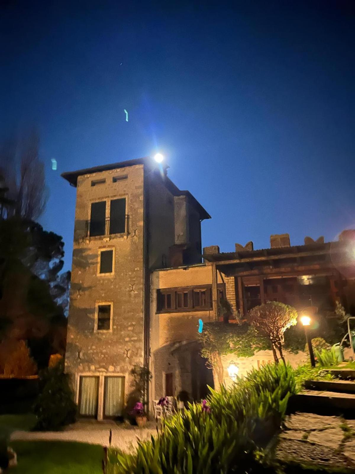Castrum Di Serravalle Vittorio Veneto Luaran gambar