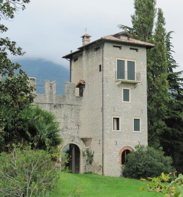 Castrum Di Serravalle Vittorio Veneto Luaran gambar